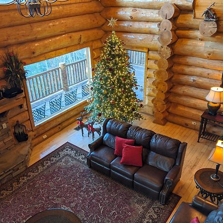 Big Bear Ridge Lodge - Breathtaking Mountain Views And Private Forest Scenes In Amazing Large Log Cabin Gatlinburg Buitenkant foto