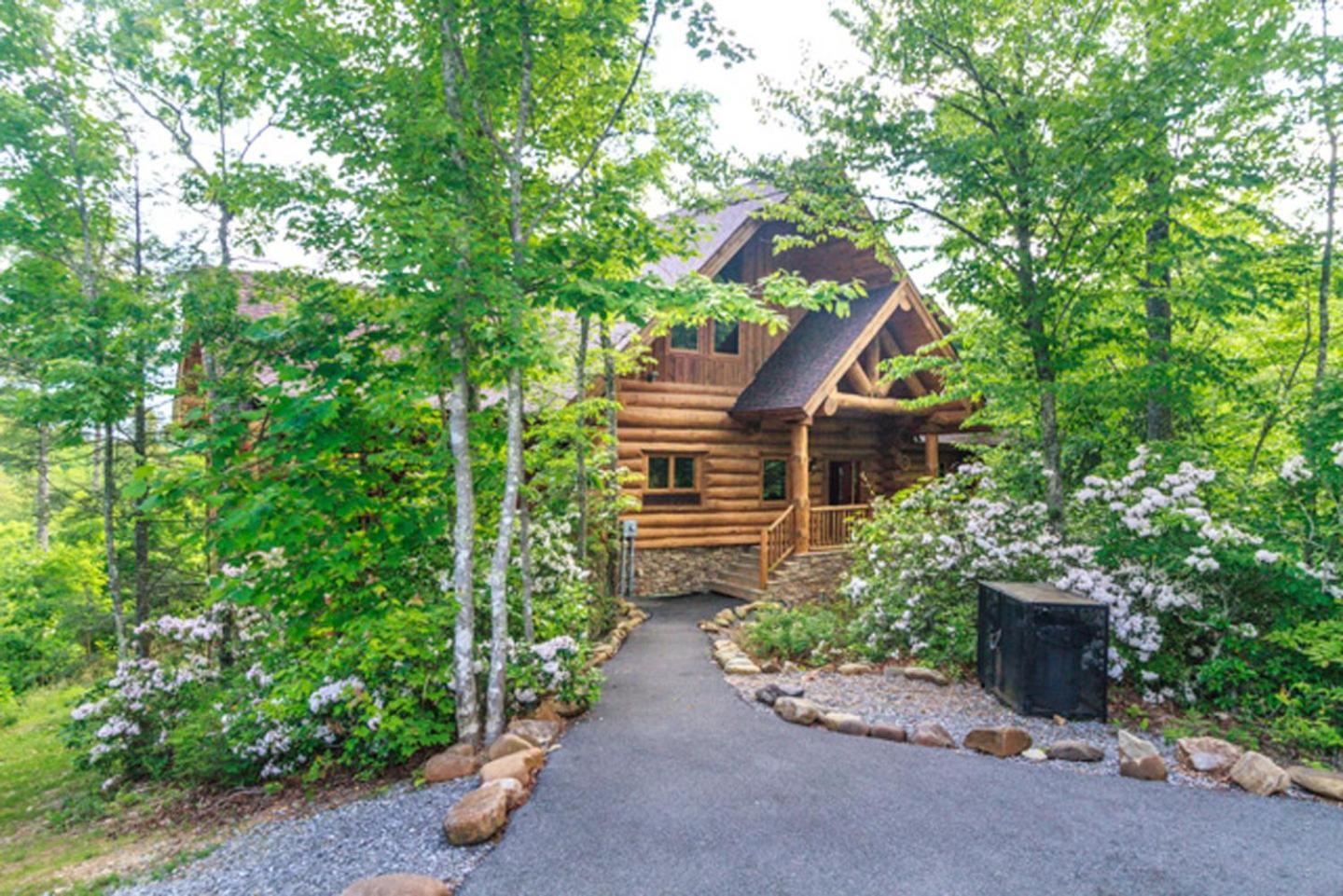 Big Bear Ridge Lodge - Breathtaking Mountain Views And Private Forest Scenes In Amazing Large Log Cabin Gatlinburg Buitenkant foto