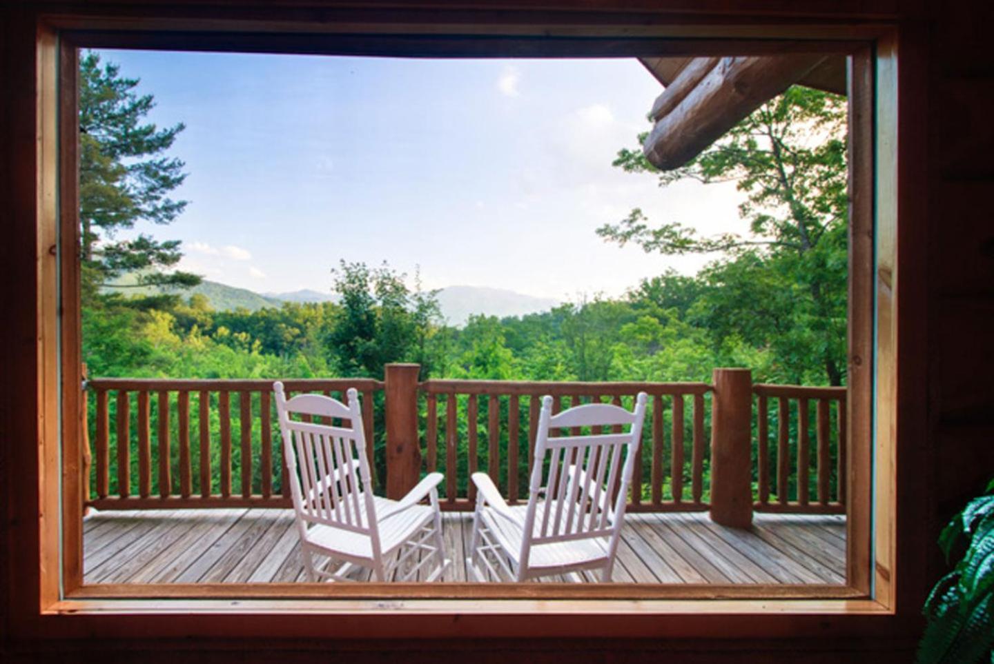 Big Bear Ridge Lodge - Breathtaking Mountain Views And Private Forest Scenes In Amazing Large Log Cabin Gatlinburg Buitenkant foto
