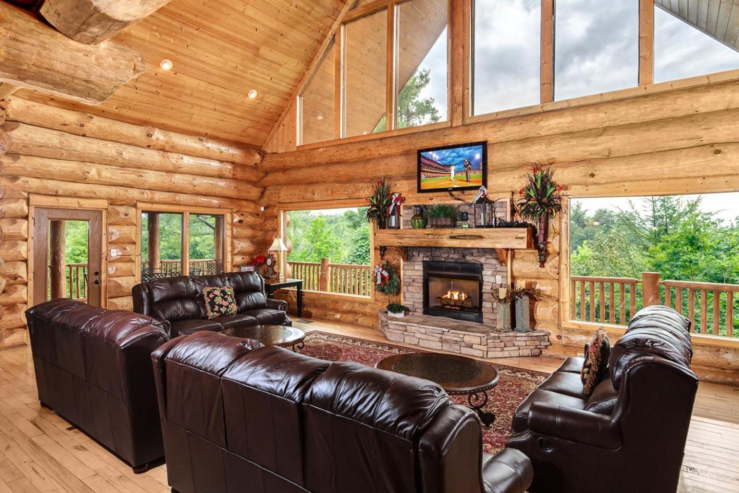 Big Bear Ridge Lodge - Breathtaking Mountain Views And Private Forest Scenes In Amazing Large Log Cabin Gatlinburg Buitenkant foto