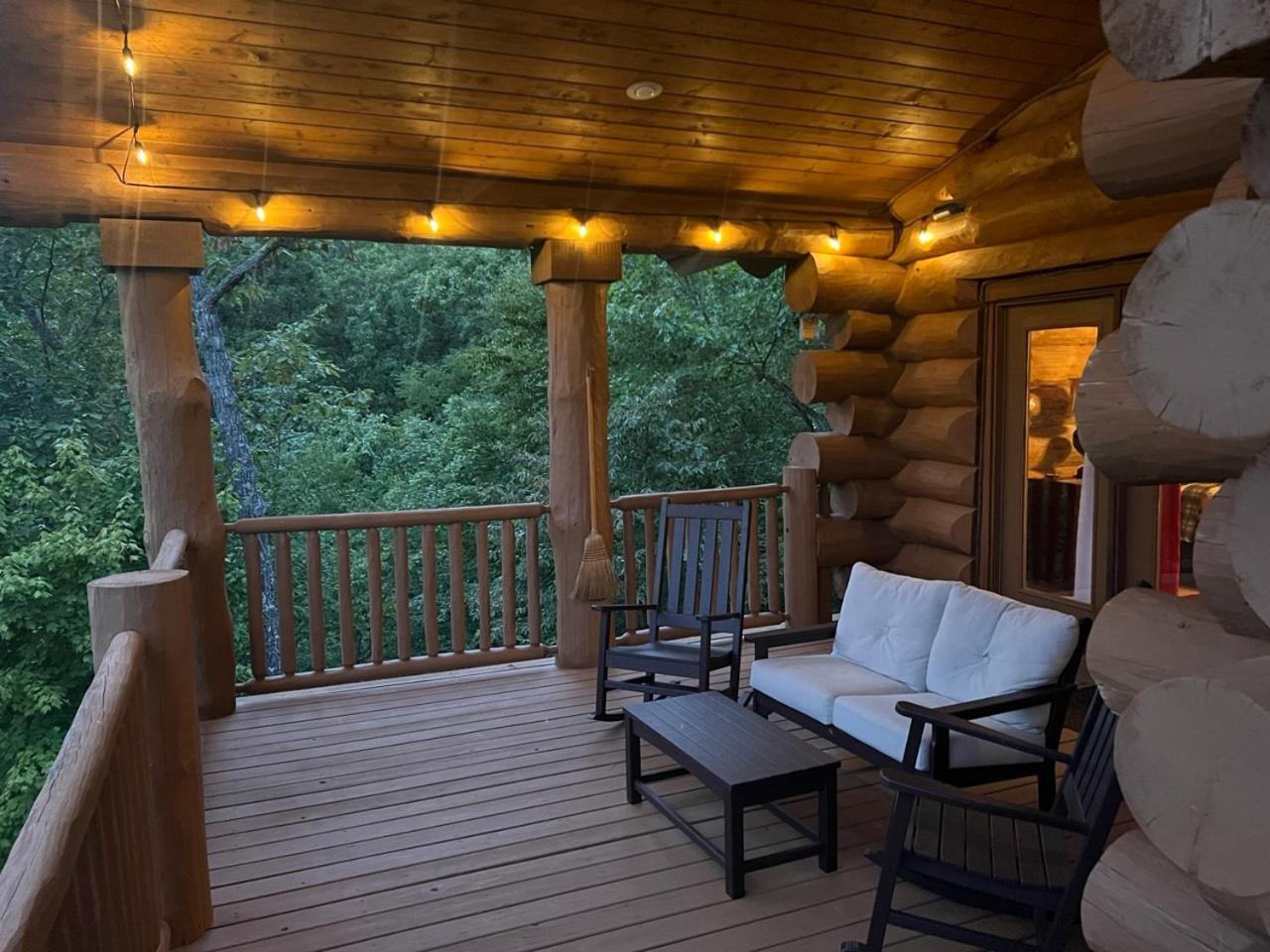 Big Bear Ridge Lodge - Breathtaking Mountain Views And Private Forest Scenes In Amazing Large Log Cabin Gatlinburg Buitenkant foto